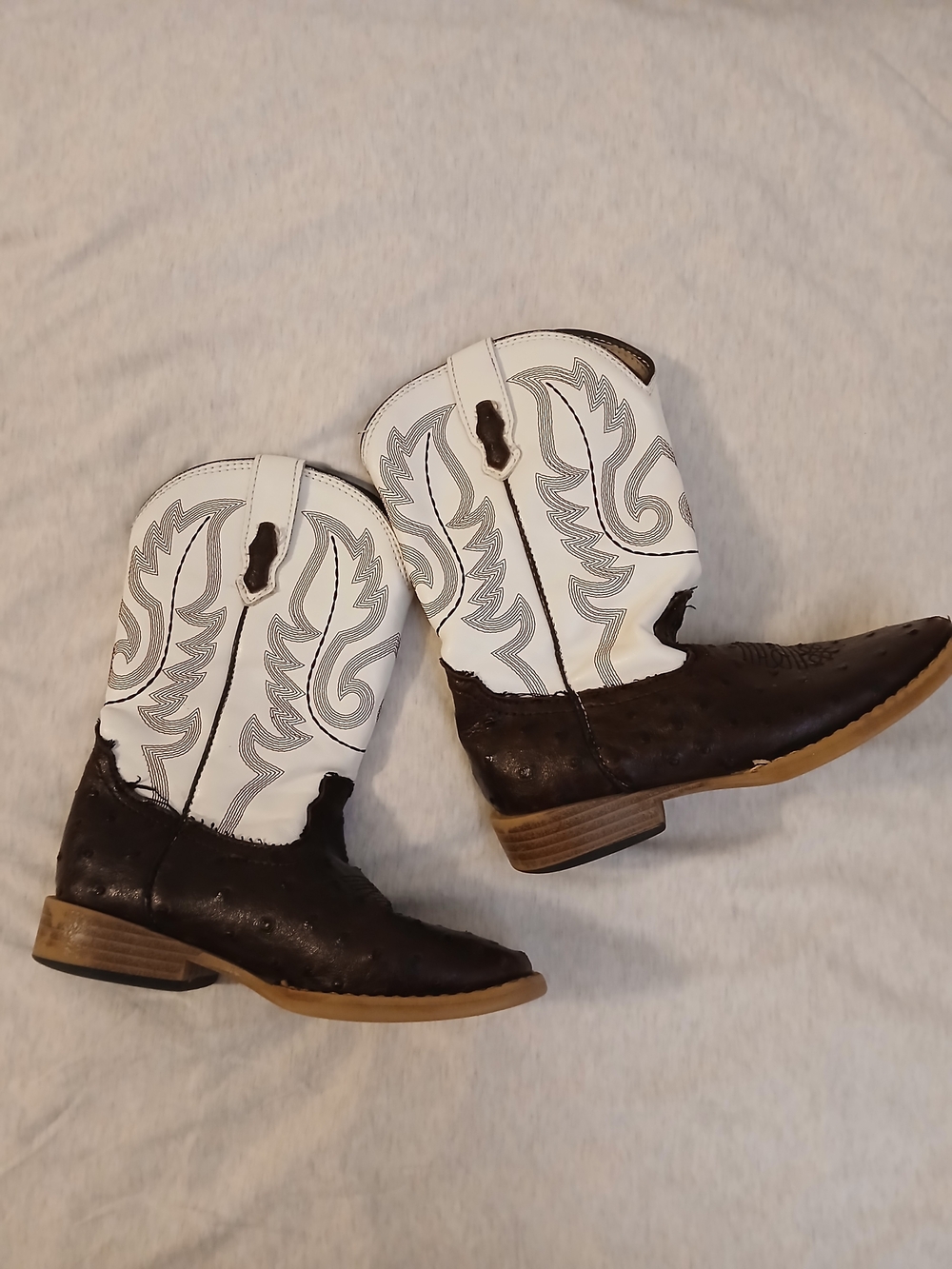 Roper Kids White and Brown Western Cowboy Boots